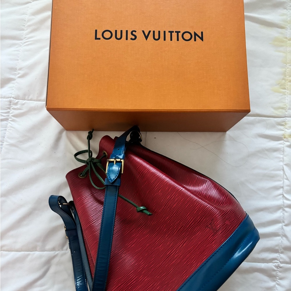 Louis Vuitton Red and Blue Epi Leather Noe Bag